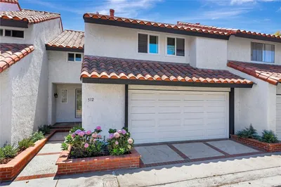 512 Amber Drive, Huntington Beach, CA 92648