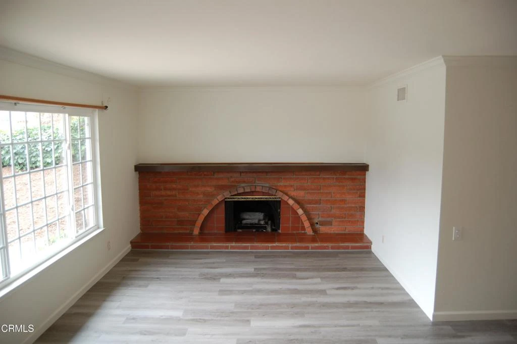 Interior 3