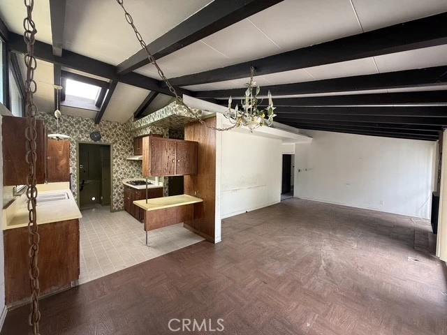 Interior 3