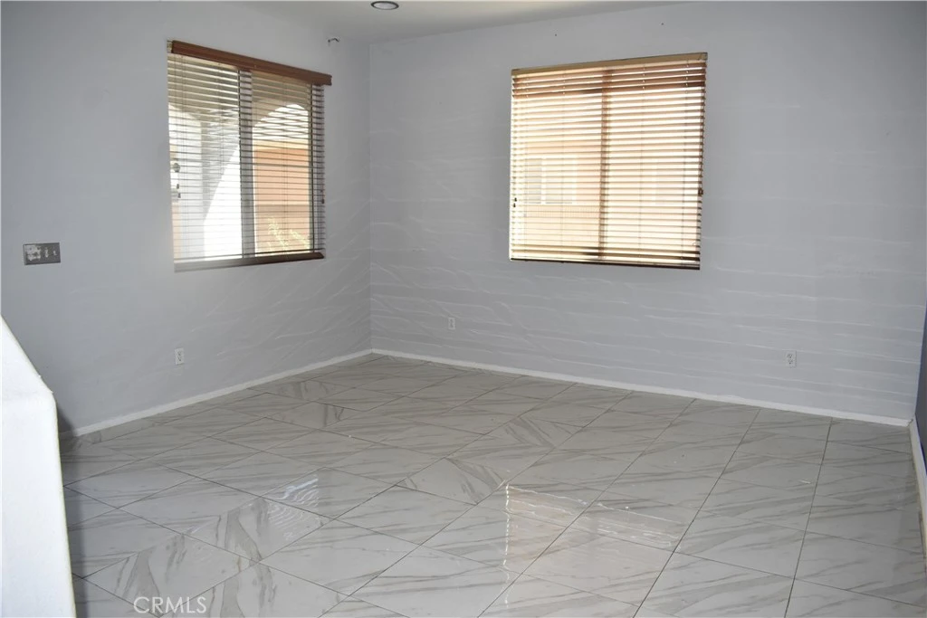 Interior 3
