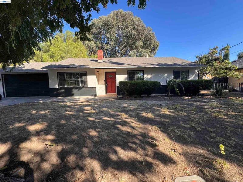 Photo 2 of 1580 Placer Dr