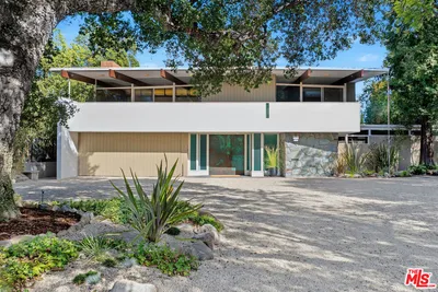 1024 Armada Drive, Pasadena, CA 91103