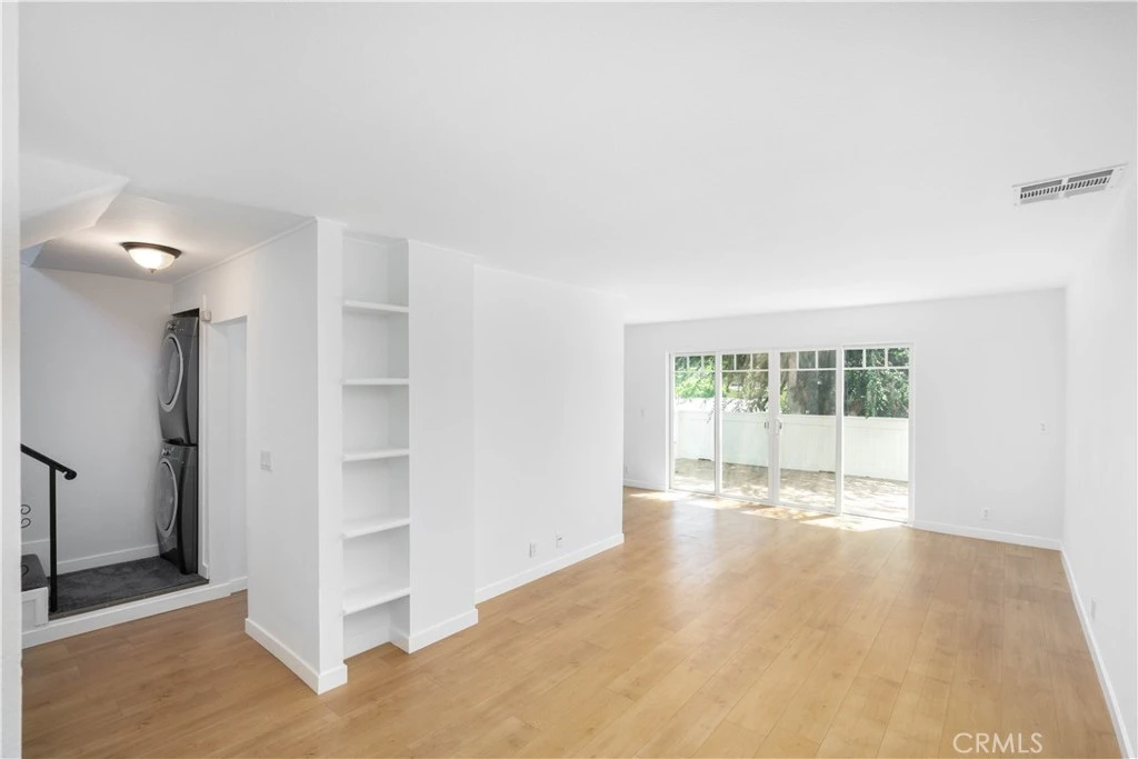 Interior 2