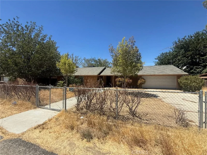 41111 172nd E, Lancaster, CA 93535
