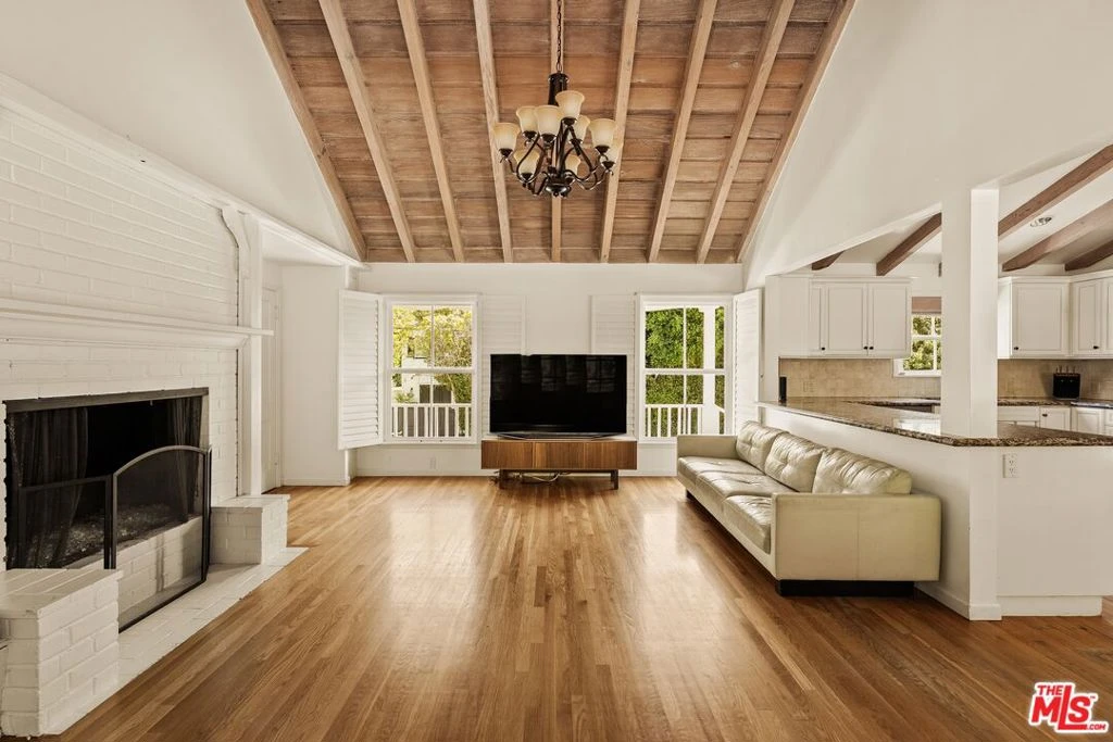 Interior 1