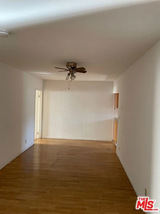 Interior 3
