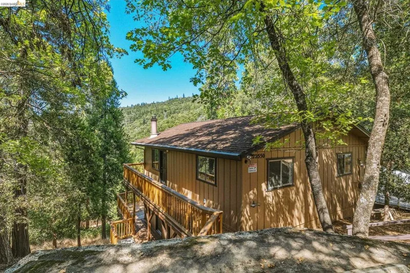 Photo 2 of 20550 Deerhaven Dr