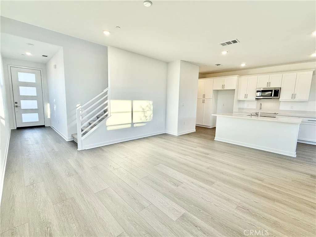 Interior 2