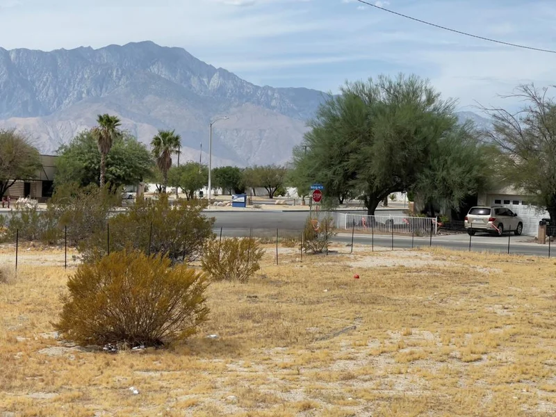 Photo 2 of 1 El Cajon Drive