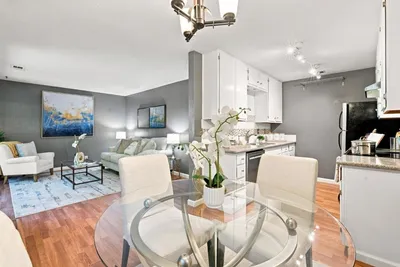 24 Emery Bay Drive, Emeryville, CA 94608