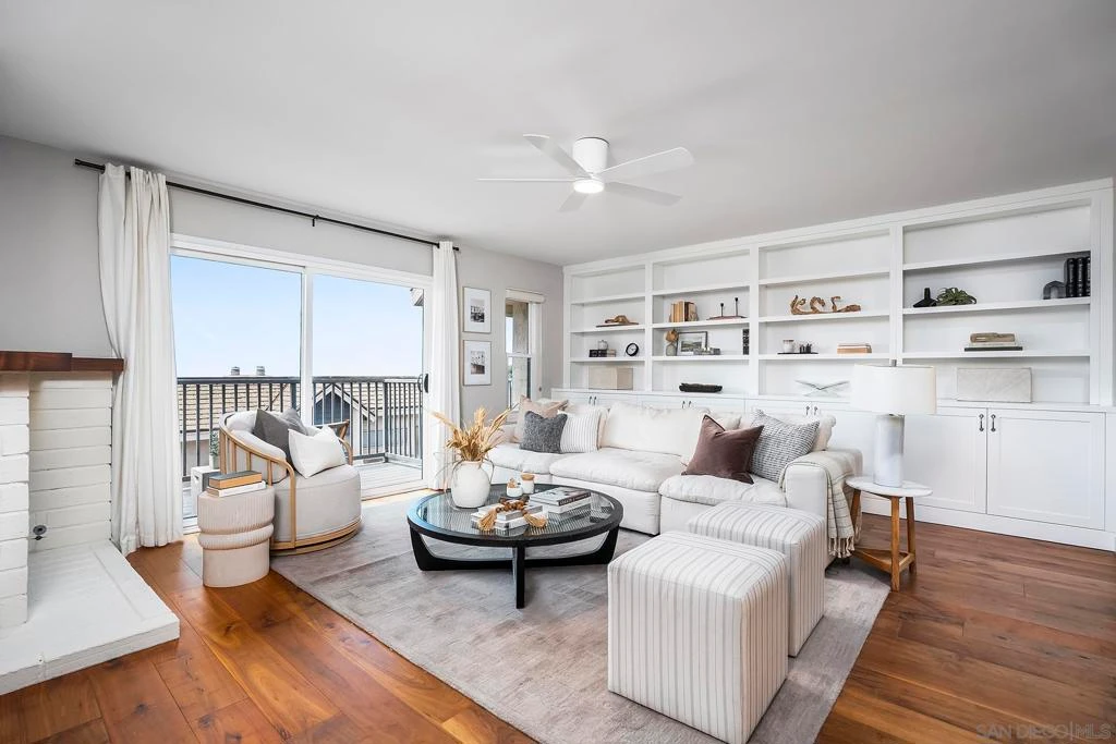 Interior 3