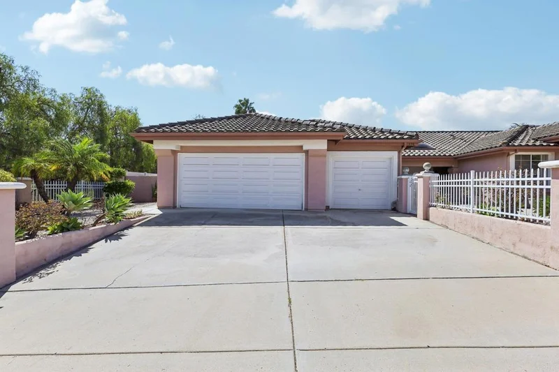 Photo 2 of 638 Cantara Lane