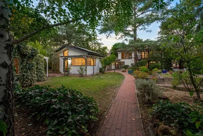 3655 La Calle Court, Palo Alto, CA 94306