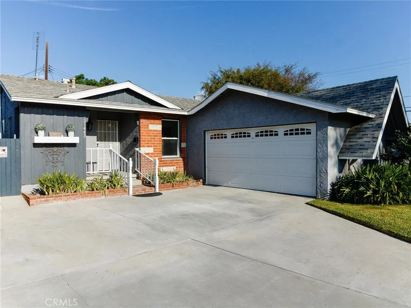 Photo 2 of 21443 Verne Avenue