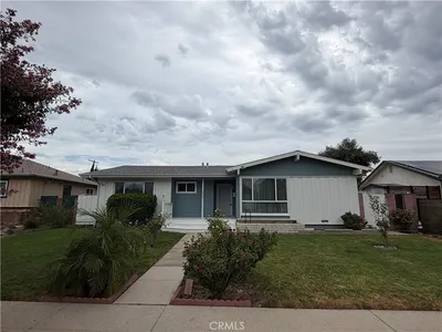 6934 Woodlake, West Hills, CA 91307