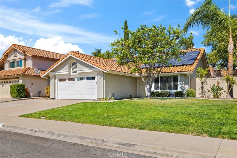 Photo 2 of 39776 Castile Avenue