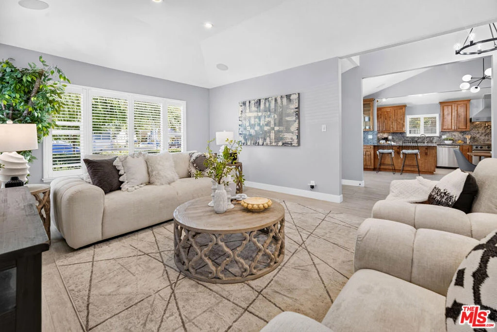 Interior 2