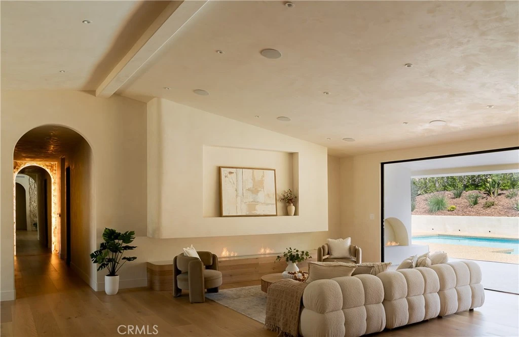 Interior 1