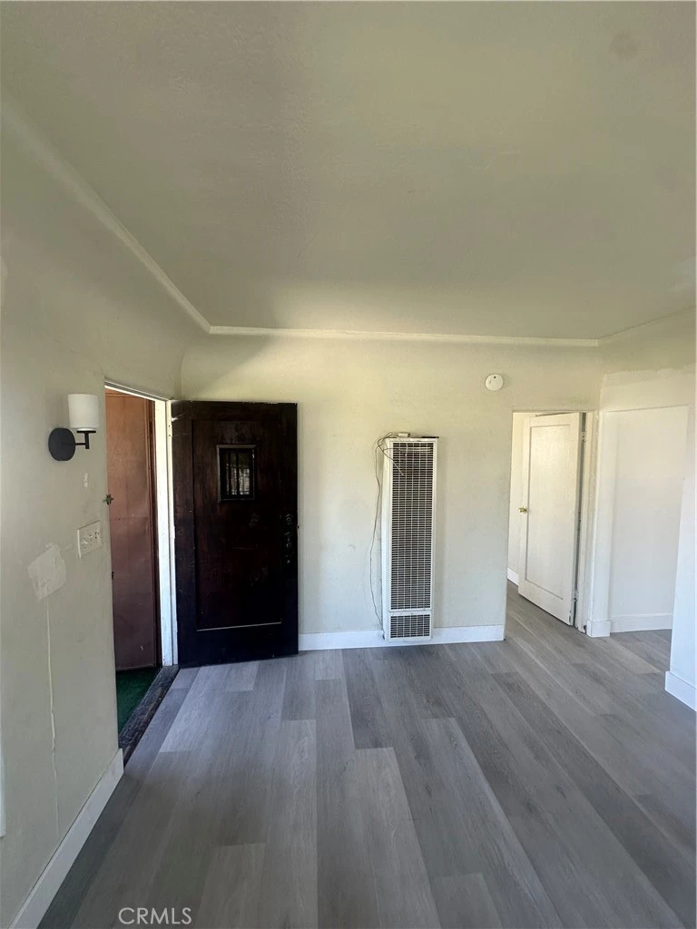 Interior 3