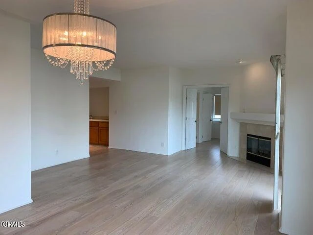 Interior 4
