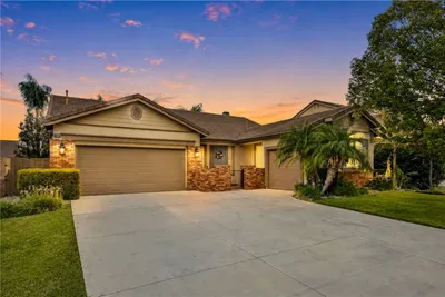 28712 Lantern Park Lane, Menifee, CA 92584