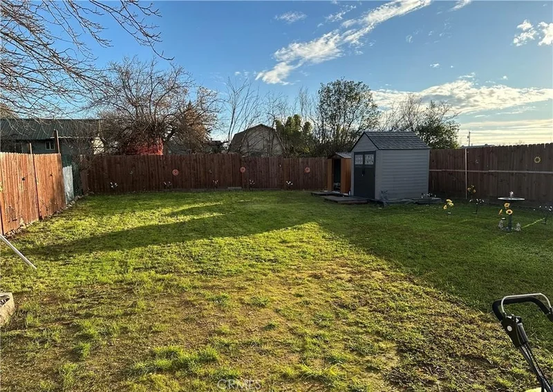 Photo 2 of 731 Colusa Avenue