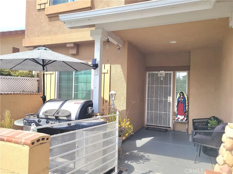Photo 2 of 2130 Willowbrook
