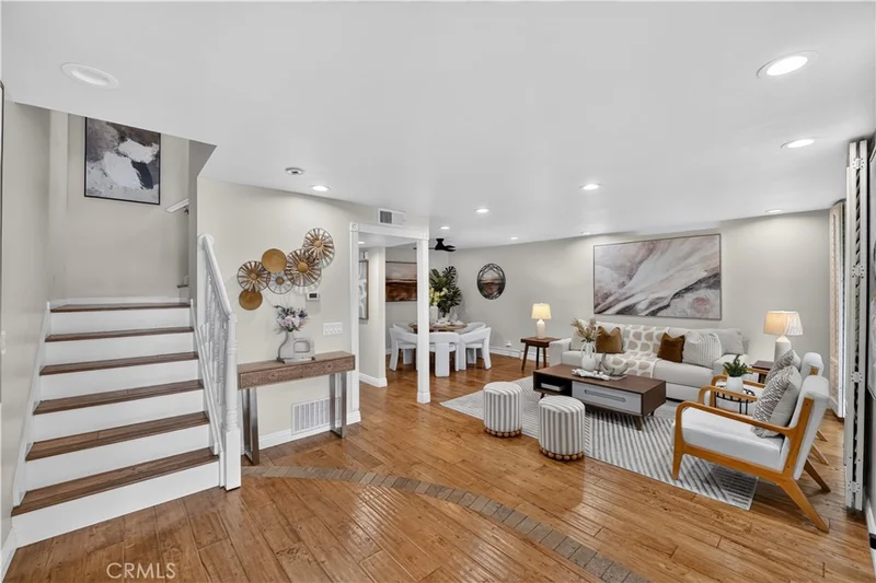 Photo 2 of 4137 Elizabeth Court