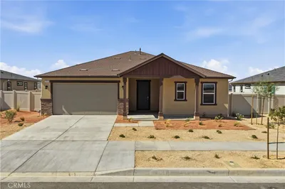 3253 E Avenue J-4, Lancaster, CA 93535