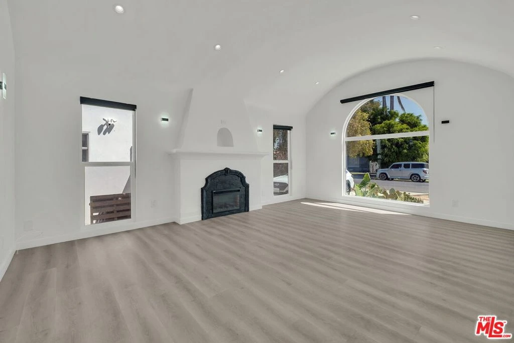 Interior 1