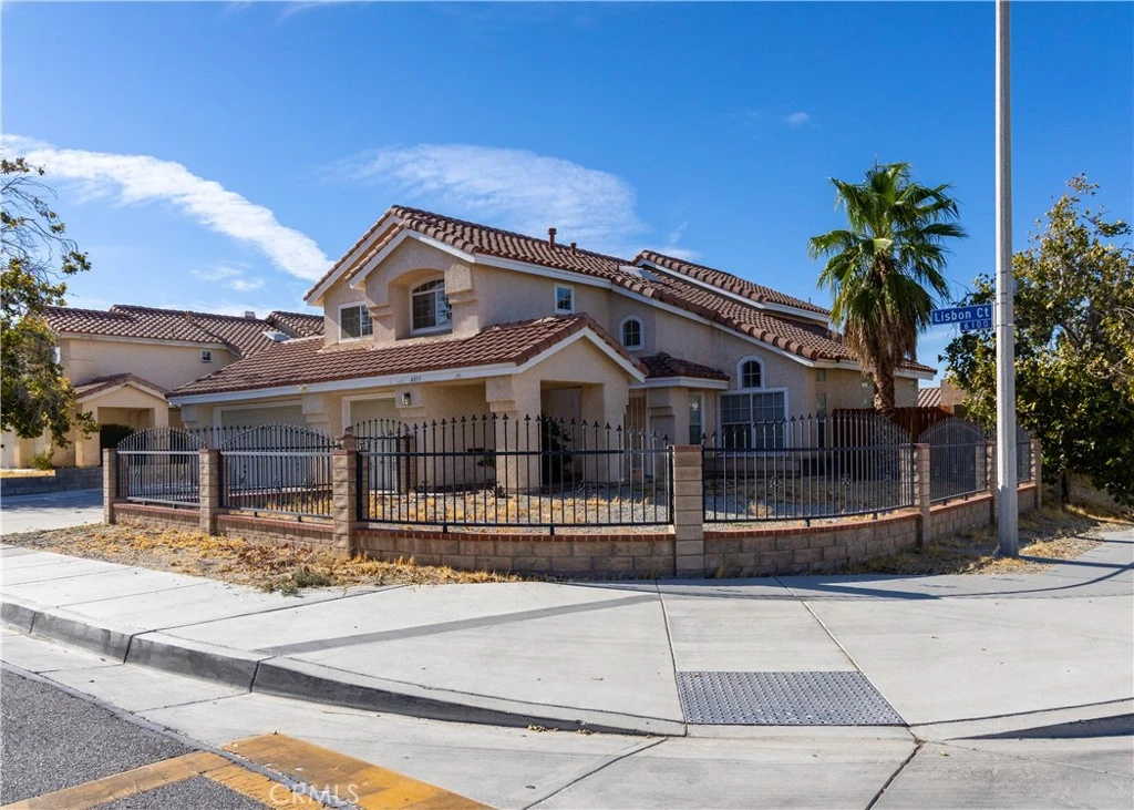 Interior 1