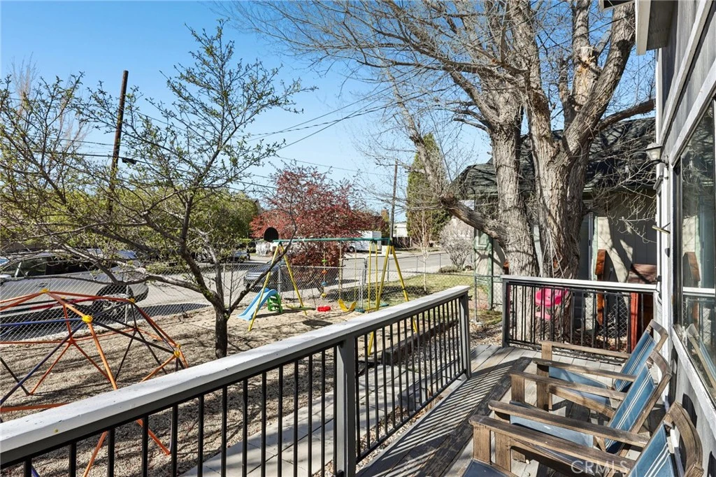 Interior 3