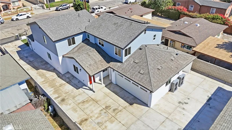 Photo 2 of 2509 Tamora Avenue B