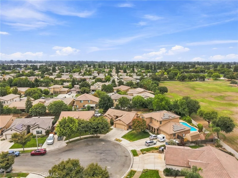Photo 2 of 4225 W Ceres Court
