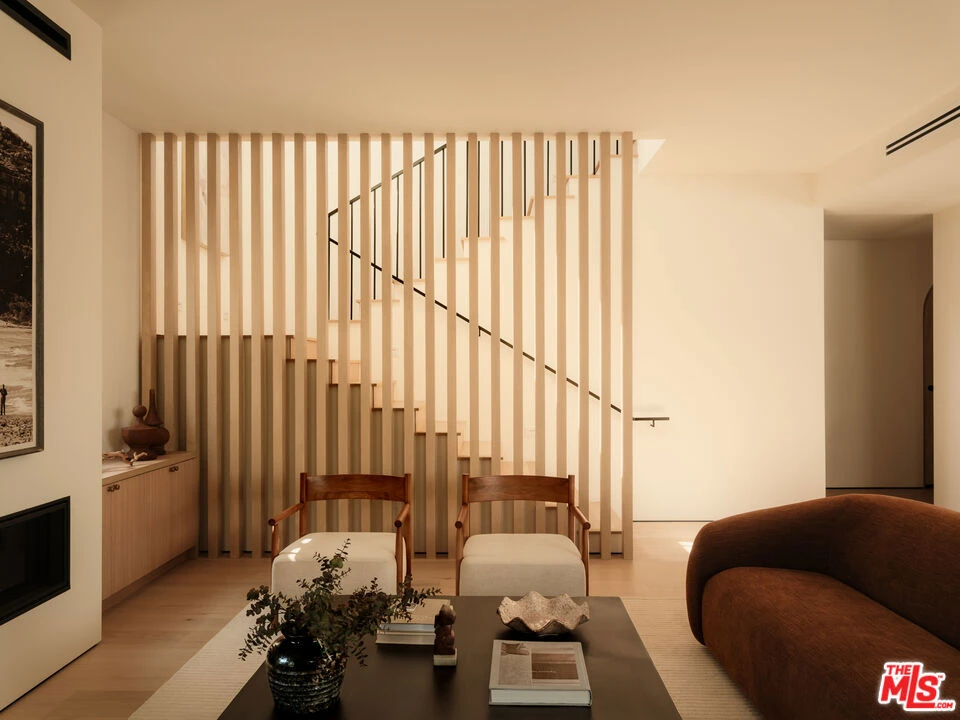 Interior 2