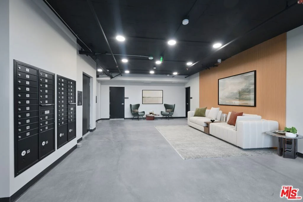 Interior 1