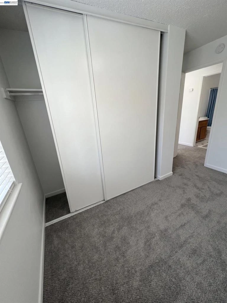 Interior 4