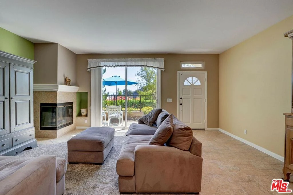 Interior 2