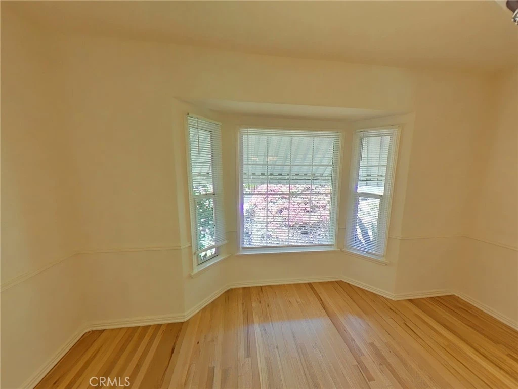 Interior 3