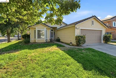 2008 Gordon Verner Cir, Stockton, CA 95206