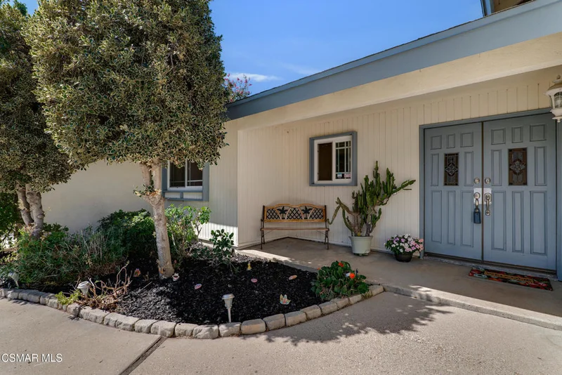 Photo 2 of 1041 Balsamo Avenue