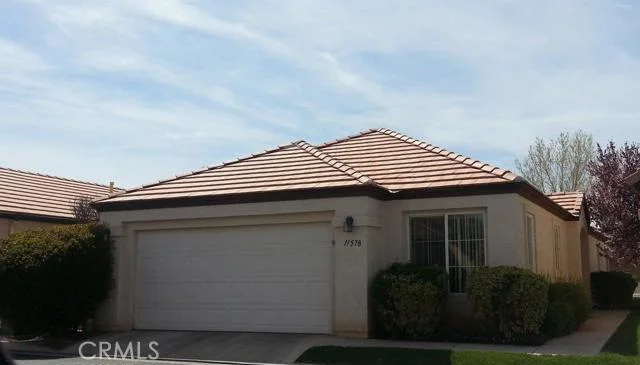 11578 Oak Street, Apple Valley, CA 92308