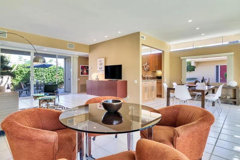 294 Desert Lakes, Palm Springs, CA 92264