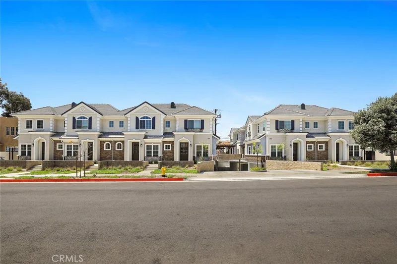 105 3rd #D, Alhambra, CA 91801