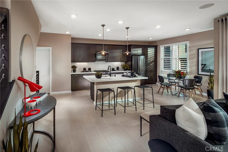 2950 Via Alta #43, San Diego, CA 92108