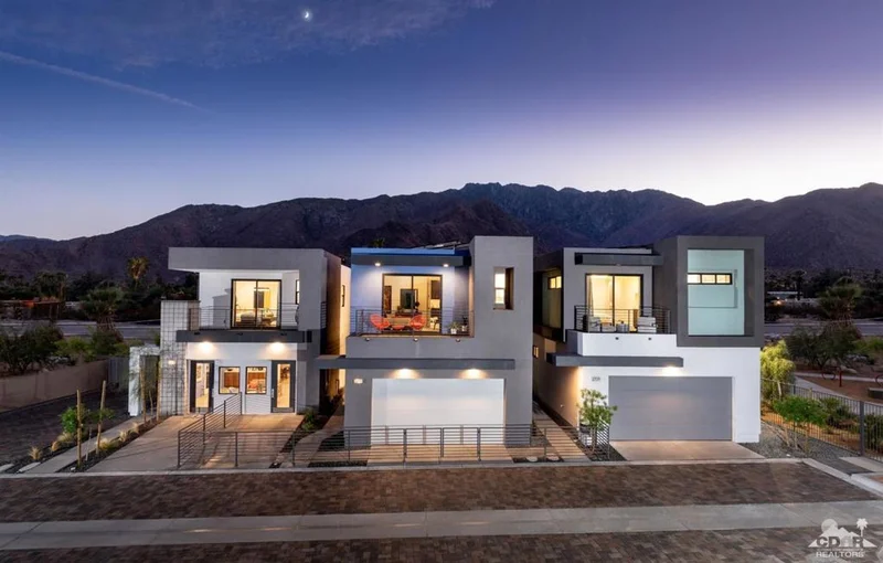 2703 Majestic, Palm Springs, CA 92262