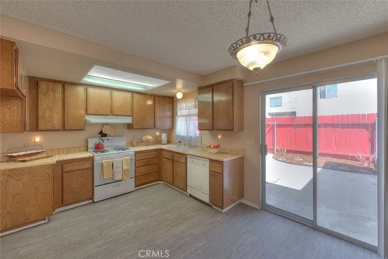 2533 Grambling, Riverside, CA 92507