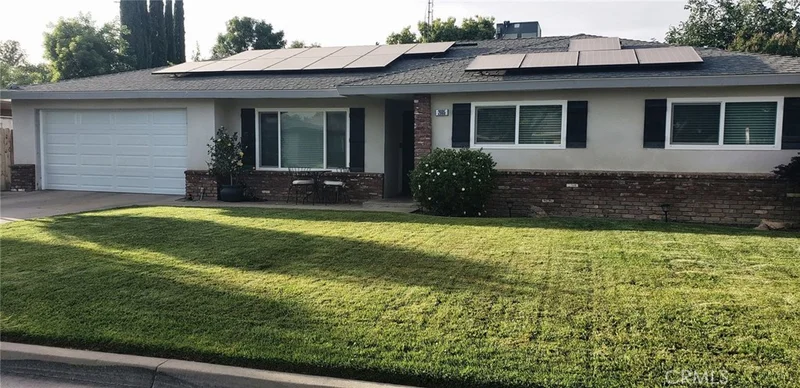 2605 Holiday, Madera, CA 93637
