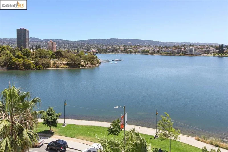 1 Lakeside Dr #603, Oakland, CA 94612