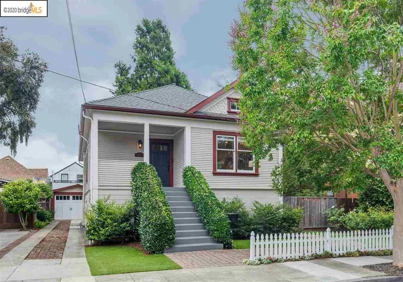 5236 Locksley Ave, Oakland, CA 94618